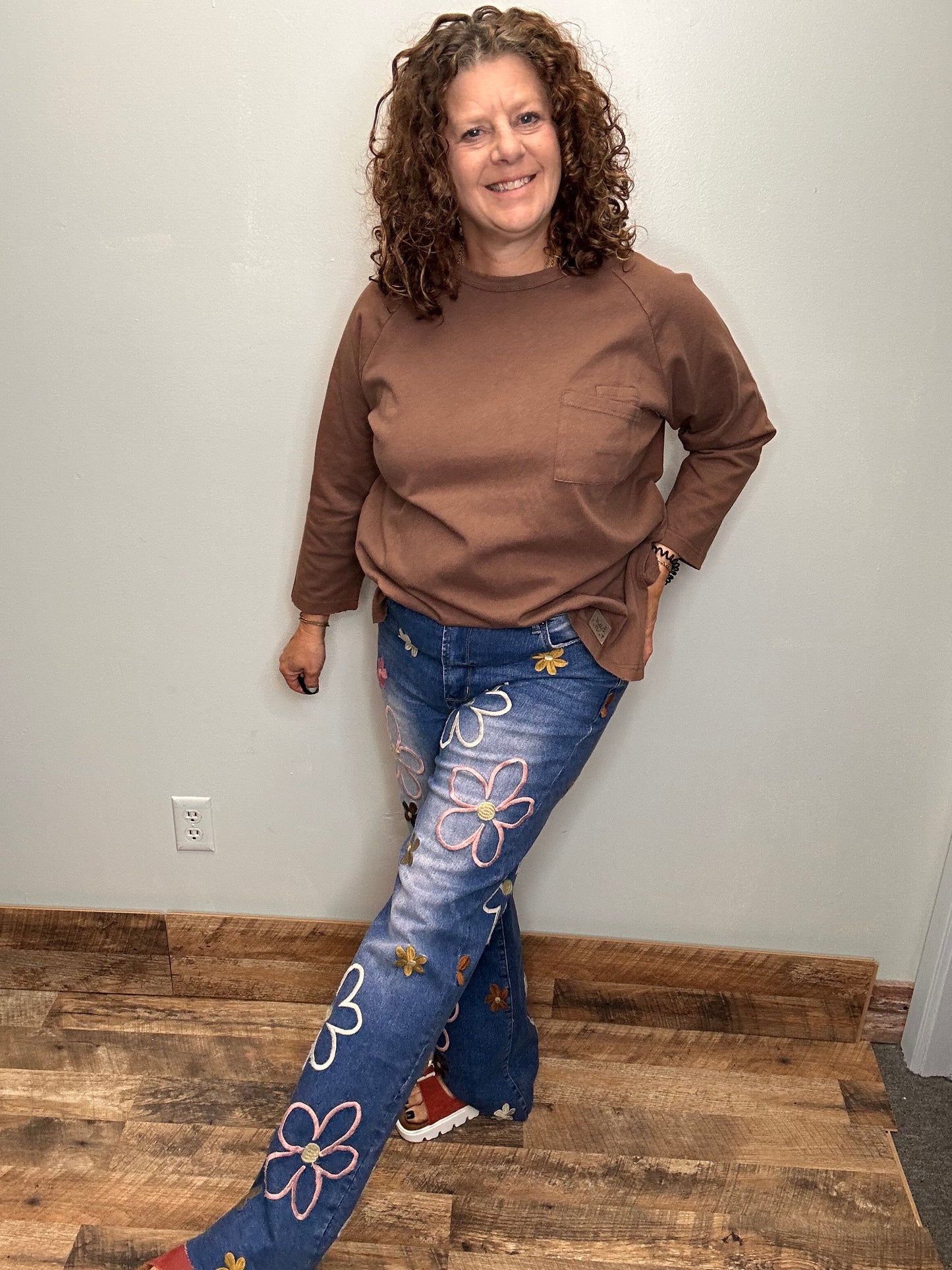 Flower Embroider Jeans