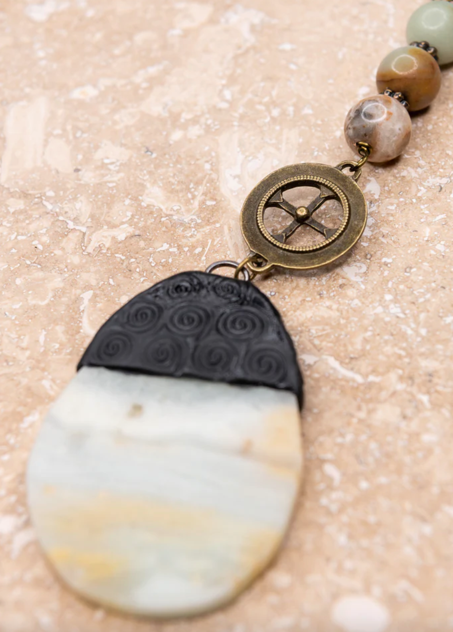 Lila Necklace